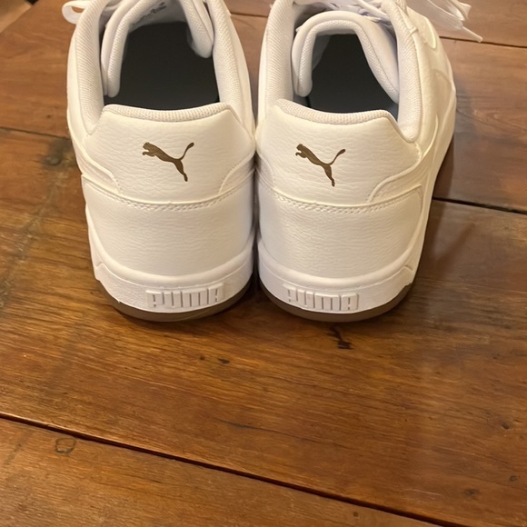 Puma Tennis Shoes - Picture 3 of 6